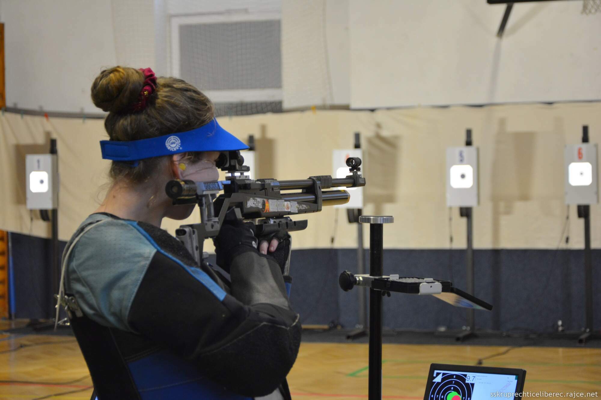 Kačka míří Kačka míří