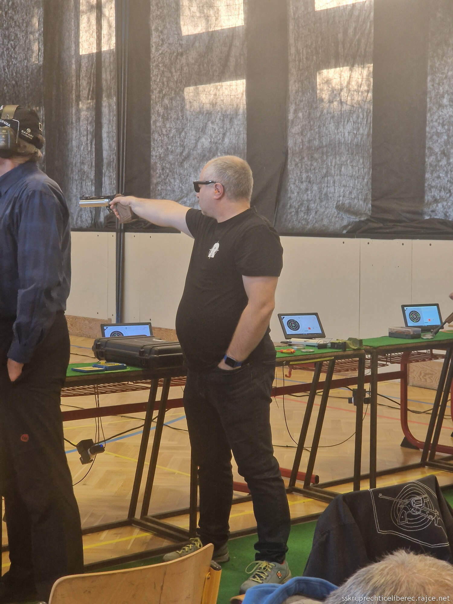 Pavel pistolář Pavel pistolář